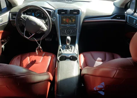 2015 Ford Fusion Titanium z USA, uszkodzony, nr VIN 3FA6P0K93FR232673